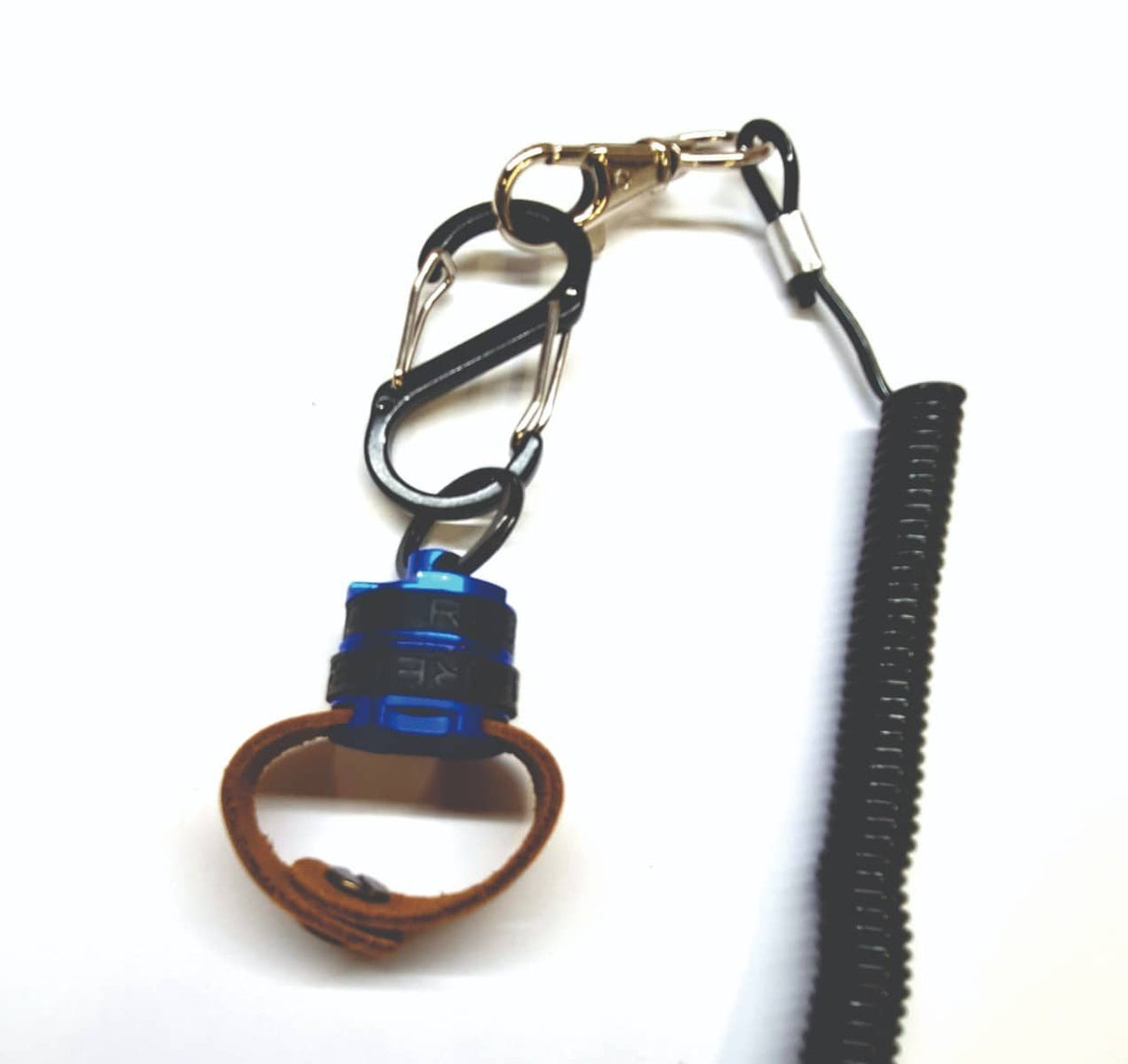 net_magnet_with_strap_2.jpg