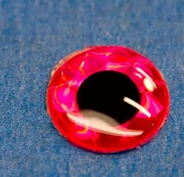 How To Make Super 3D Eyes.