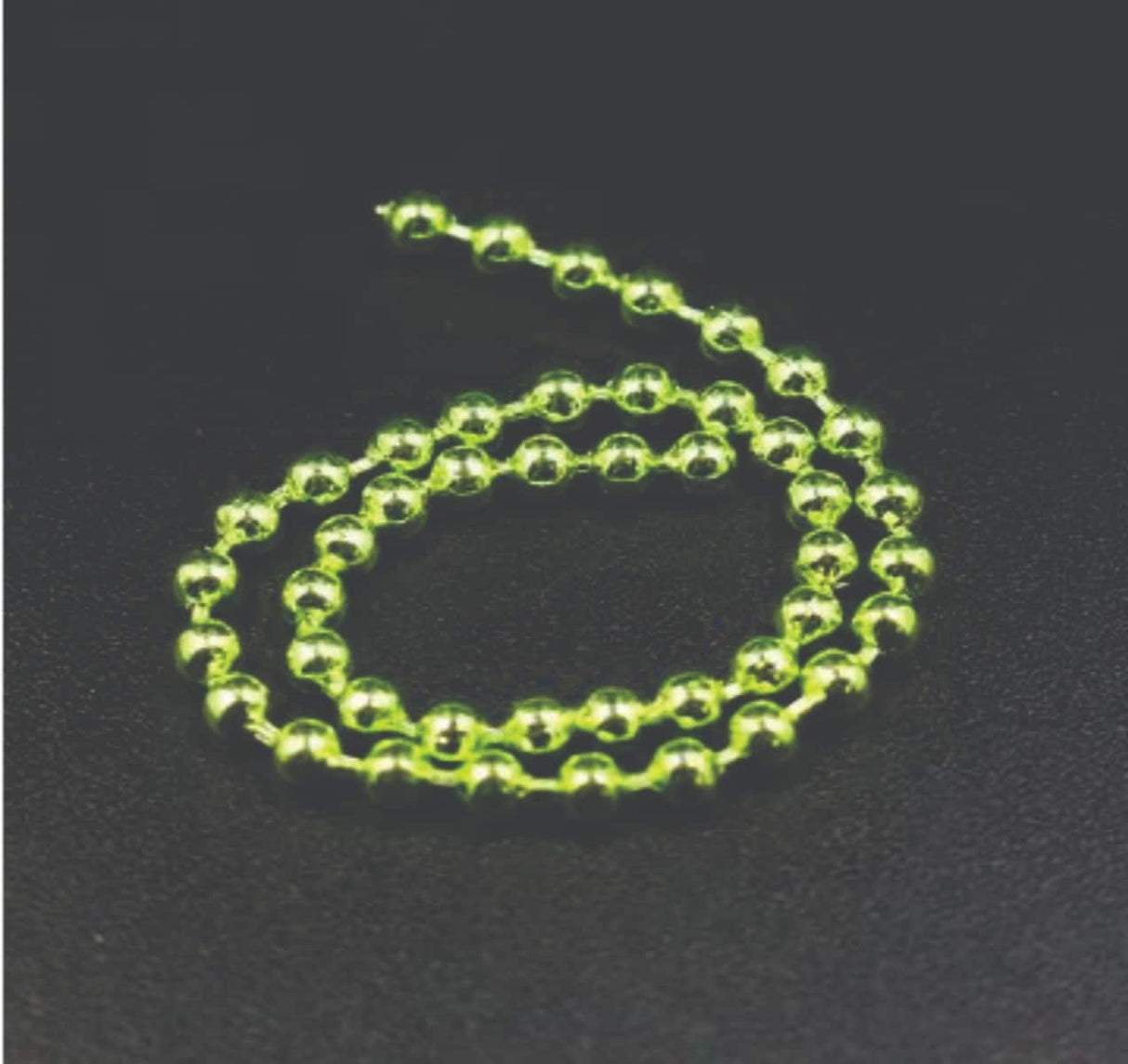 brass_chain_beads_2.4mm_green.jpg