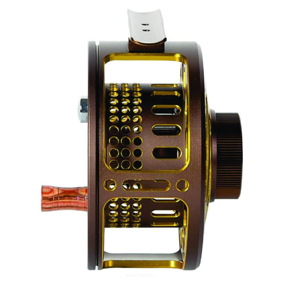 reel_-_ghost_pic_3.jpg