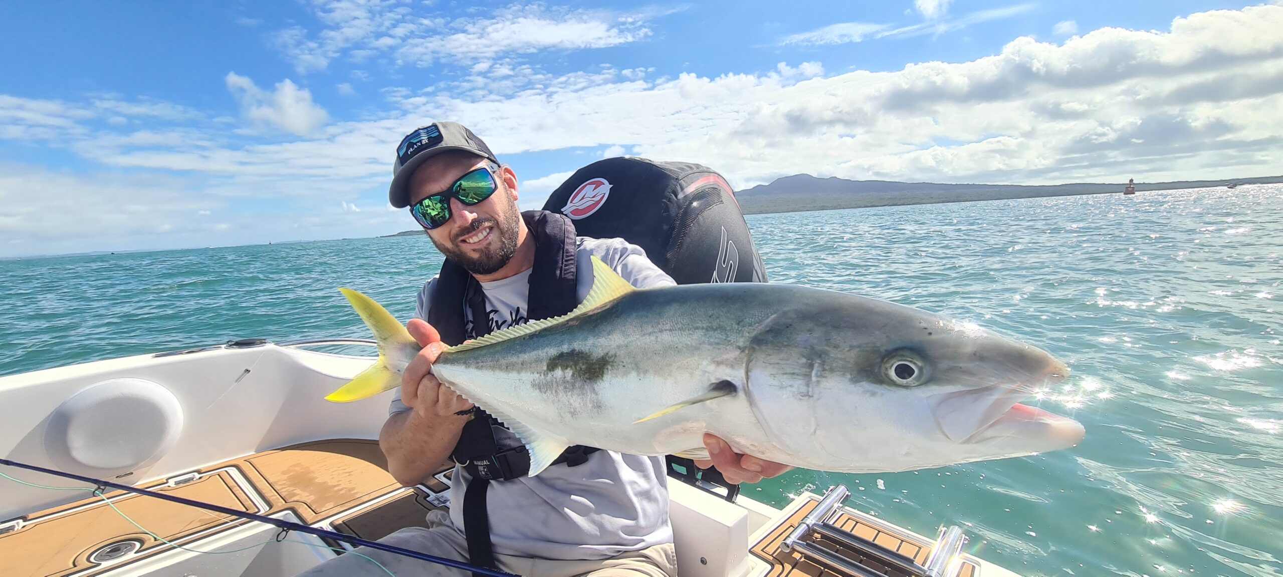 Saltwater Fly Fishing for Kingfish in the Gulf